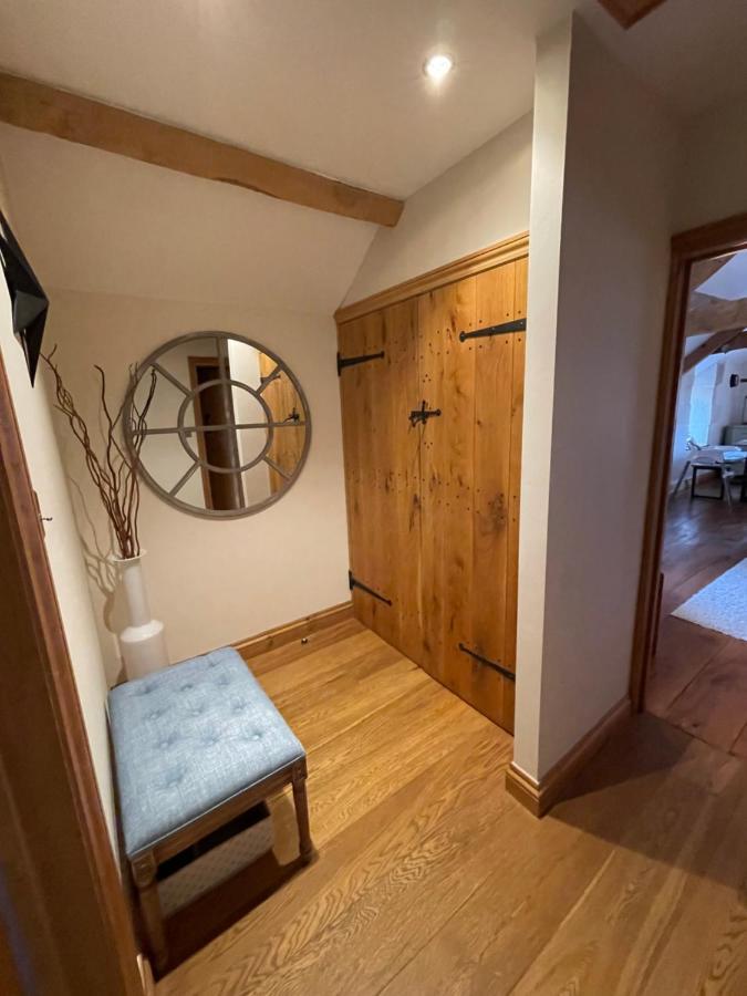 צ'לטנהם The Cider Barn - Spacious First Floor Apartment Set Within Barn Conversion מראה חיצוני תמונה